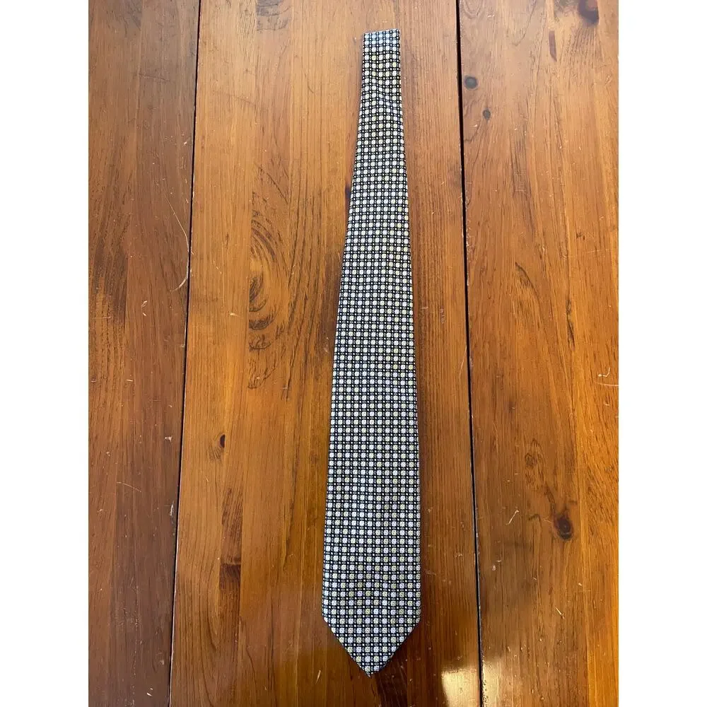 Pierre Cardin Tie, Paris-New York, 100% Imported Polyester - Picture 2 of 6